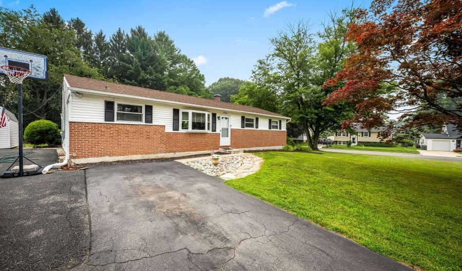 1501 HONEYSUCKLE Dr, Bel Air, MD 21014 - 4 Beds, 2 Bath