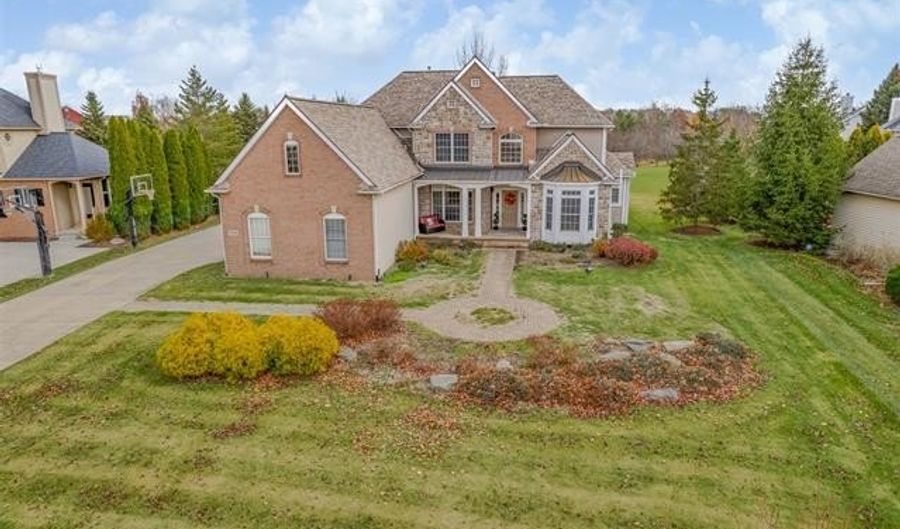 1444 Bicentennial Pkwy, Ann Arbor, MI 48108 - 4 Beds, 6 Bath