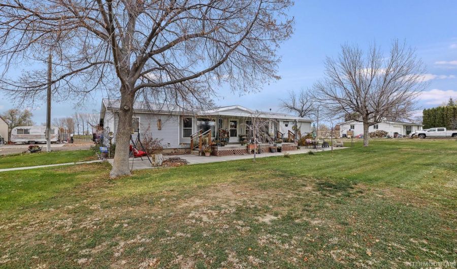 518 Sawtooth, Buhl, ID 83316 - 3 Beds, 2 Bath