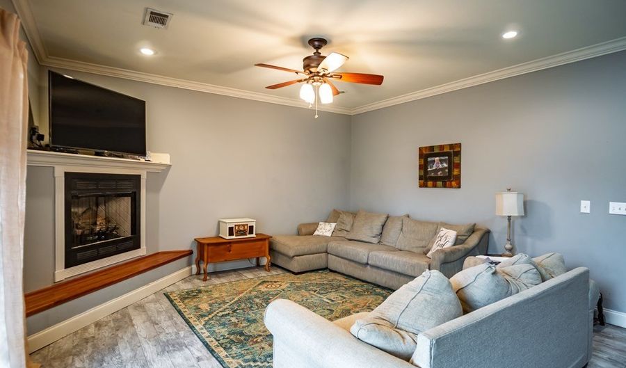 32 Business 7 N, Abbeville, MS 38601 - 4 Beds, 3 Bath