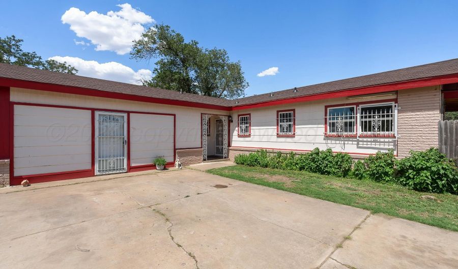 2811 Carter St, Amarillo, TX 79103 - 4 Beds, 2 Bath