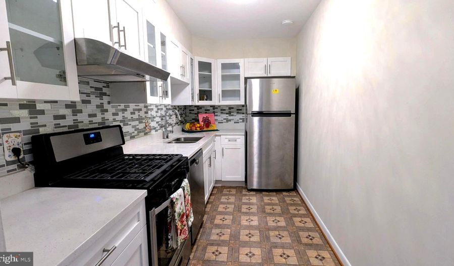 10320 WESTLAKE Dr E301, Bethesda, MD 20817 - 1 Beds, 1 Bath