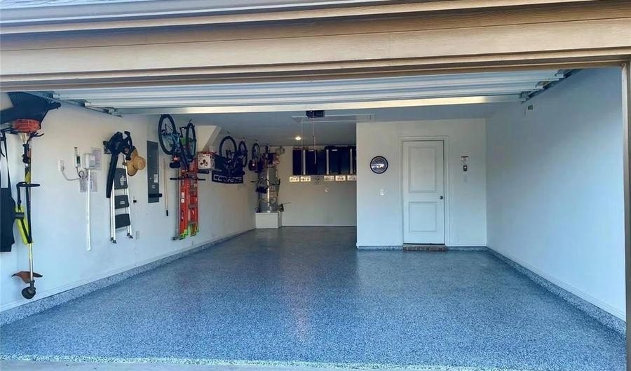 809 Elizabeth St, Anna, TX 75409 - 3 Beds, 2 Bath