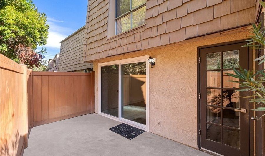 4059 Yankee Dr, Agoura Hills, CA 91301 - 3 Beds, 2 Bath