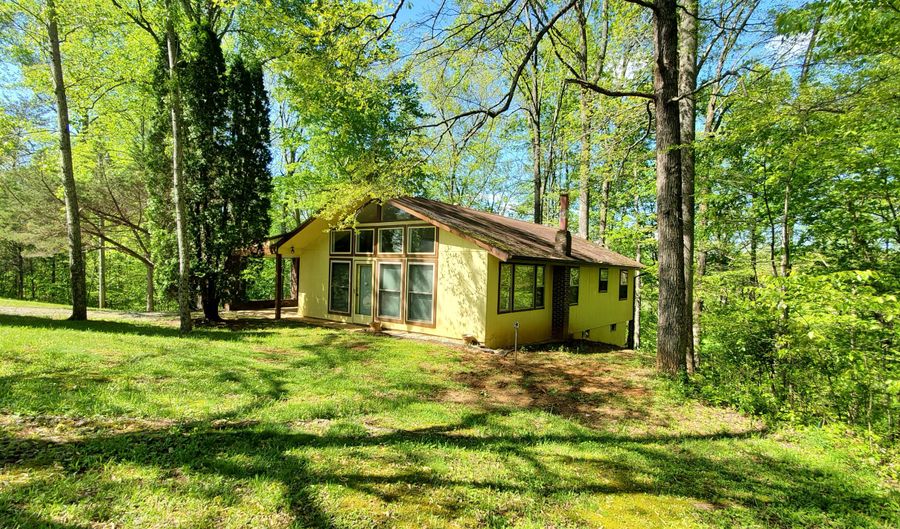259 Dale Hollow Manor Rd, Albany, KY 42602 - 3 Beds, 2 Bath