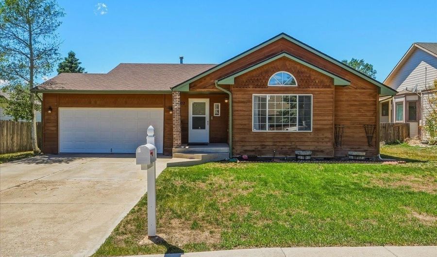 5802 SYCAMORE Rd, Cheyenne, WY 82009 - 3 Beds, 2 Bath