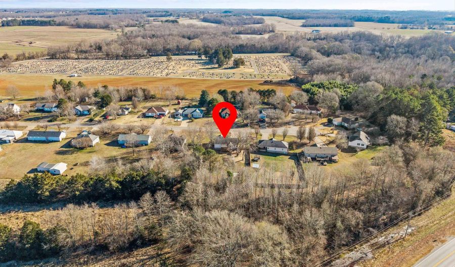 29771 Little Creek Rd, Ardmore, AL 35739 - 3 Beds, 2 Bath