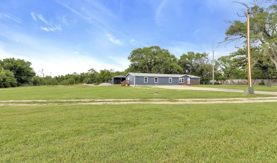 1518 SW 100th, Augusta, KS 67010 - 4 Beds, 3 Bath