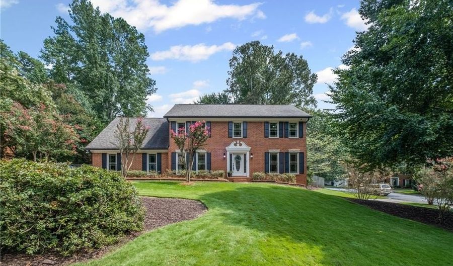 4163 Glen Meadow Dr, Peachtree Corners, GA 30092 - 5 Beds, 4 Bath