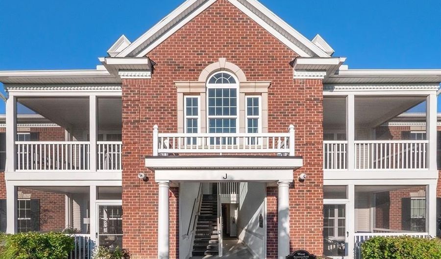 964 W Summerfield Glen Cir 96, Ann Arbor, MI 48103 - 2 Beds, 2 Bath