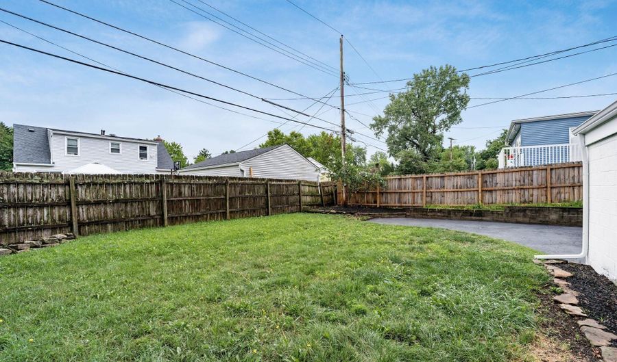 884 S Chesterfield Rd, Columbus, OH 43209 - 3 Beds, 1 Bath