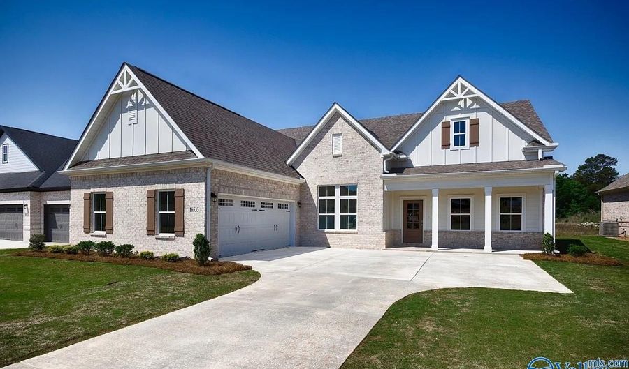 16535 Hamilton Pl, Athens, AL 35613 - 4 Beds, 4 Bath