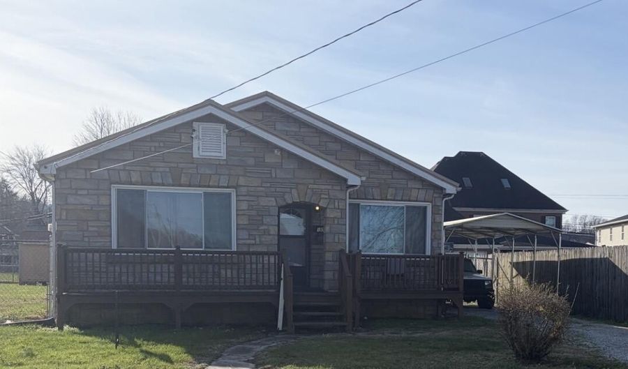 103 1st St, Barbourville, KY 40906 - 2 Beds, 2 Bath