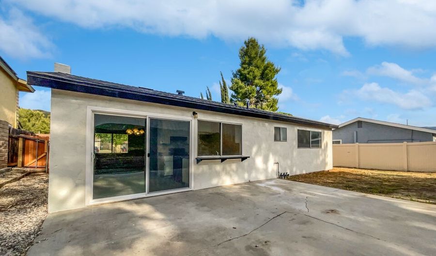 29219 Abelia Rd, Canyon Country, CA 91387 - 3 Beds, 2 Bath