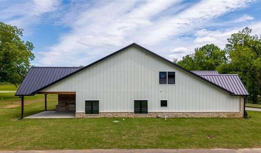 56107 E 300 Rd, Afton, OK 74331 - 5 Beds, 5 Bath