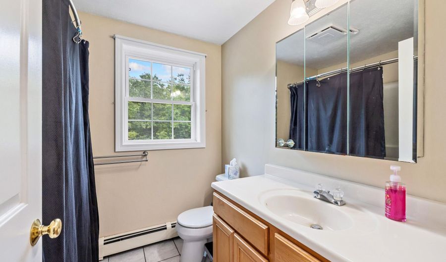 23 Fair Wind Dr, Standish, ME 04085 - 3 Beds, 2 Bath