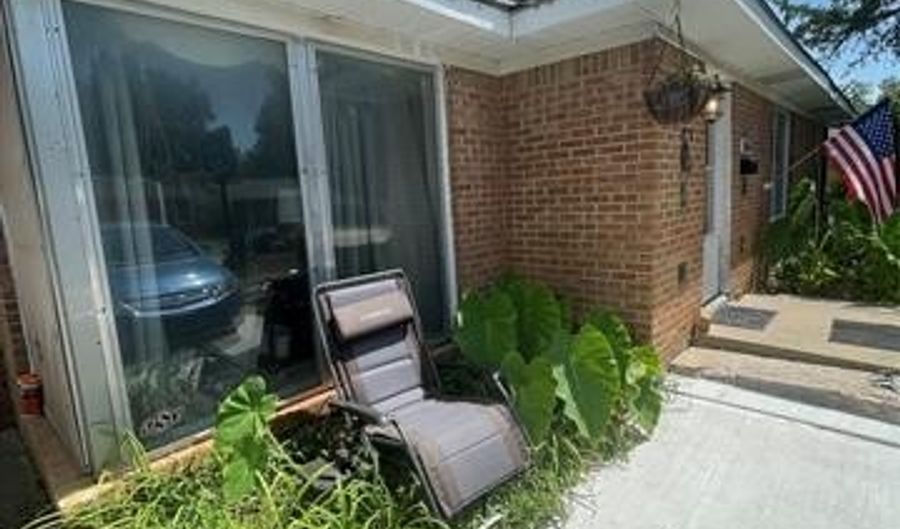 1009 Davis NW, Ardmore, OK 73401 - 3 Beds, 1 Bath