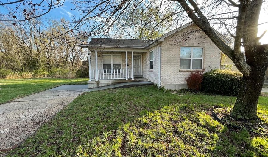 1130 Putnam St, Alton, IL 62002 - 3 Beds, 1 Bath