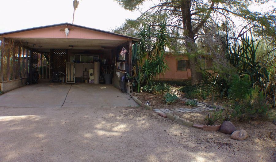 31607 N 64TH St, Cave Creek, AZ 85331 - 4 Beds, 2 Bath