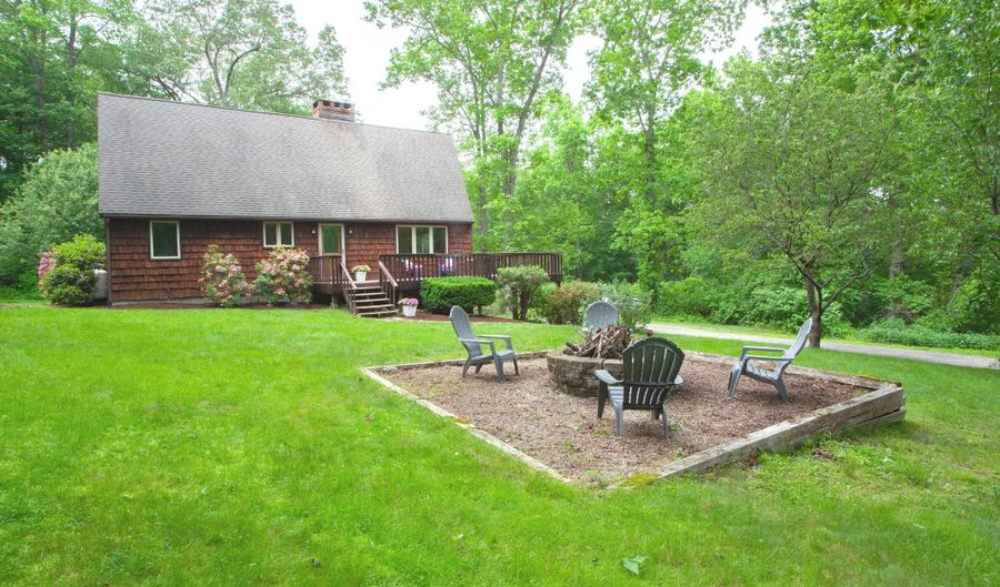 115 B Torrington Ave, Canton, CT 06019 - 3 Beds, 2 Bath