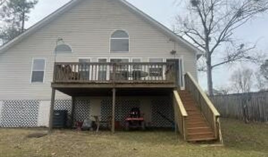 2106 Lauren Dr, Biloxi, MS 39532 - 3 Beds, 2 Bath