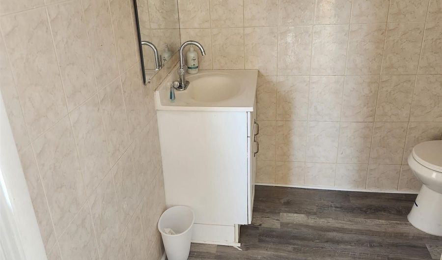 7 N Georgia Ave Ave, Atlantic City, NJ 08401 - 6 Beds, 2 Bath