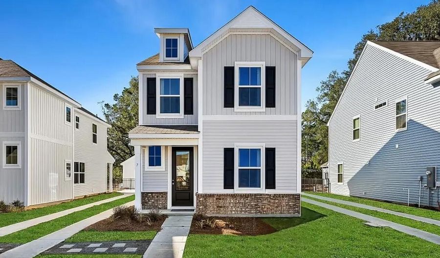 7 Whispering Oaks Cir, Bluffton, SC 29909 - 4 Beds, 3 Bath