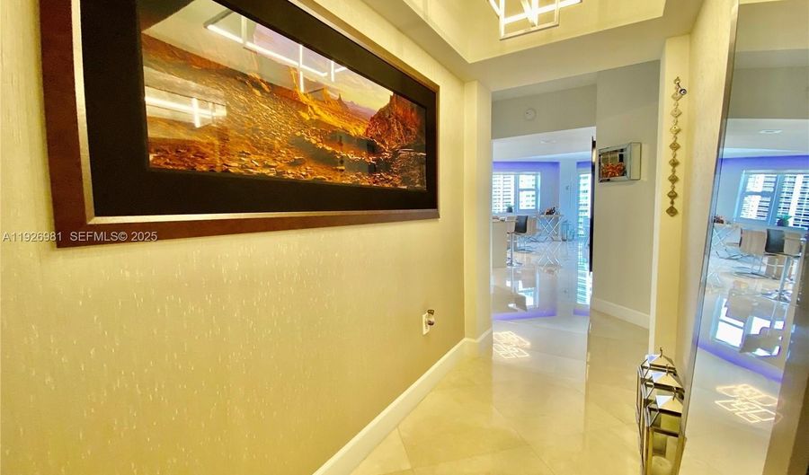 19900 E Country Club Dr 1220, Aventura, FL 33180 - 3 Beds, 3 Bath