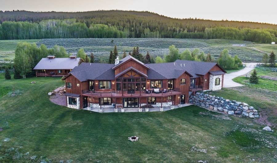 29 WHITE POINT Rd, Cora, WY 82925 - 8 Beds, 6 Bath