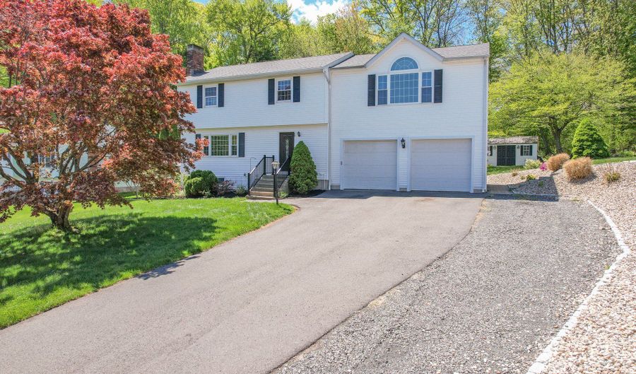 79 Strawberry Hill Rd, Bristol, CT 06010 - 4 Beds, 3 Bath