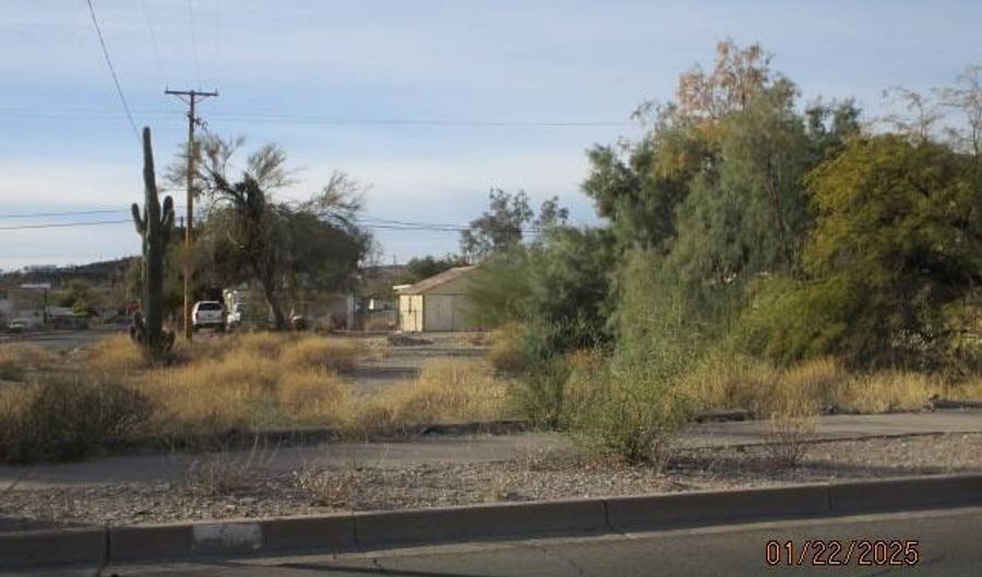 701 W Cholla Ave, Ajo, AZ 85321 - 0 Beds, 0 Bath