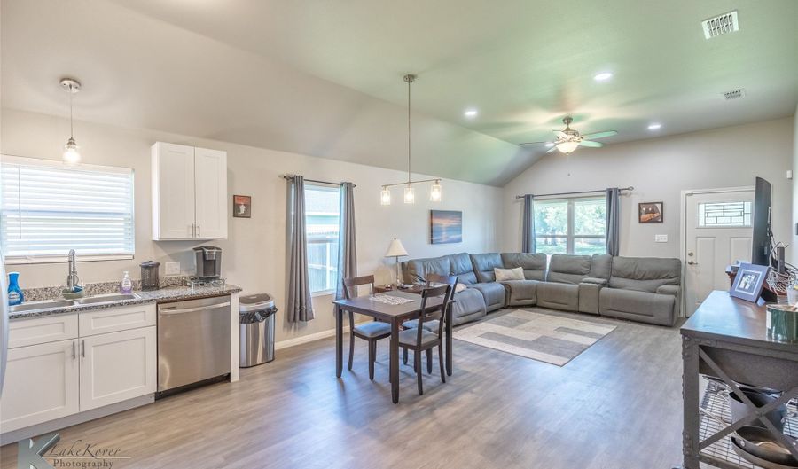 3233 Ann Arbor Ln, Abilene, TX 79603 - 3 Beds, 2 Bath