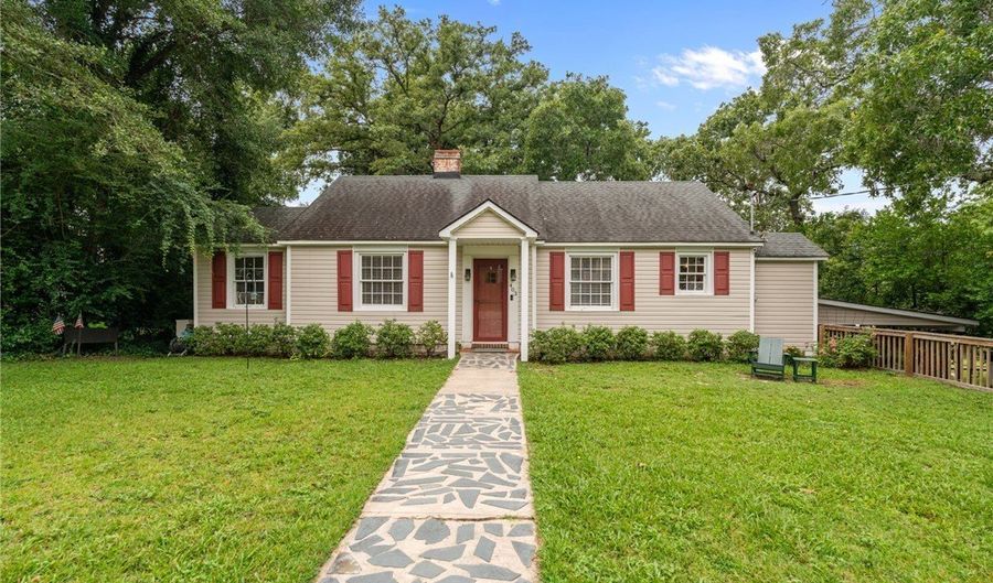 403 Summit St, Aberdeen, NC 28315 - 2 Beds, 2 Bath