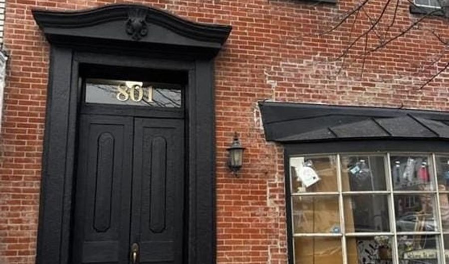 801 Chew St, Allentown, PA 18102 - 1 Beds, 1 Bath
