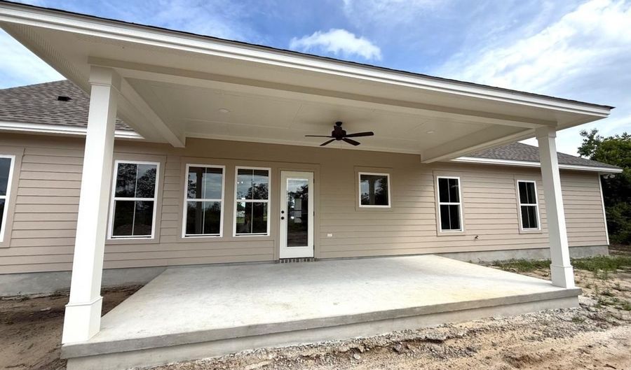 2702 Thomas St, Adel, GA 31620 - 3 Beds, 2 Bath