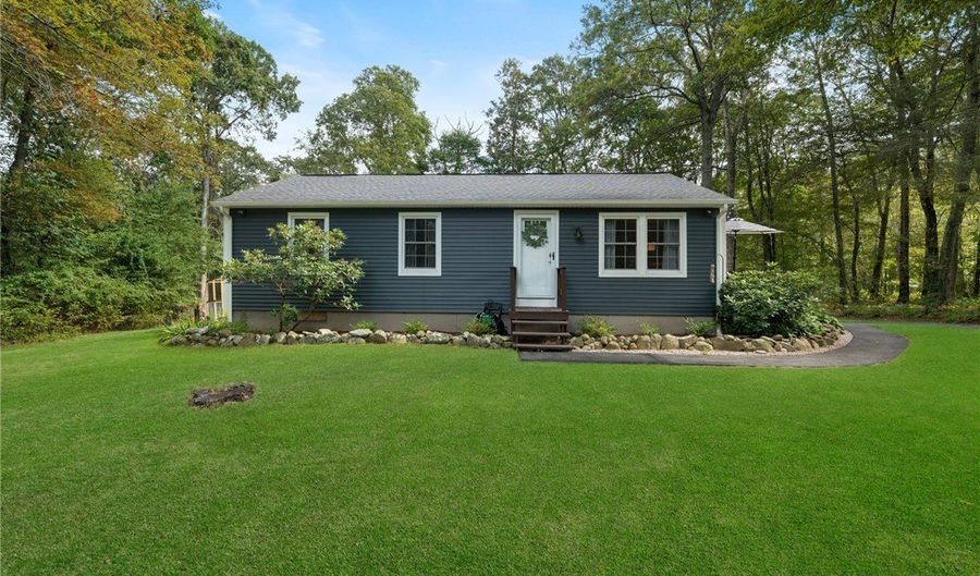 94 Maxson Hill Rd, Hopkinton, RI 02804 - 3 Beds, 1 Bath