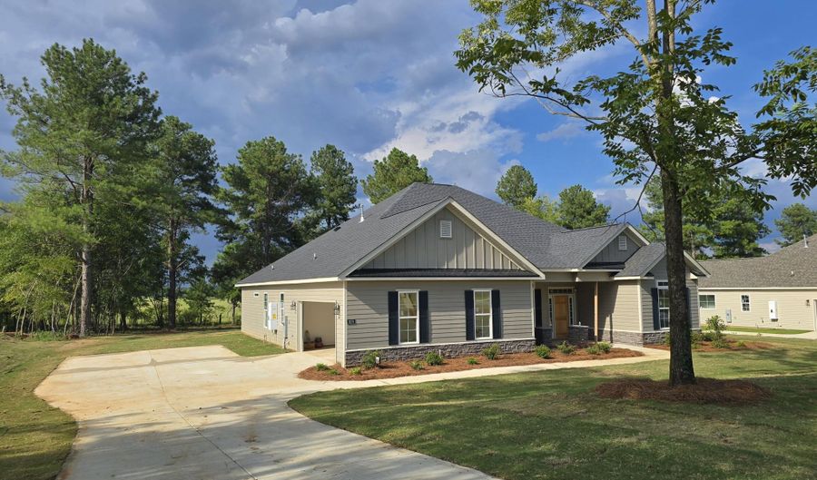 1670 Bellingham Dr, Beech Island, SC 29842 - 4 Beds, 3 Bath