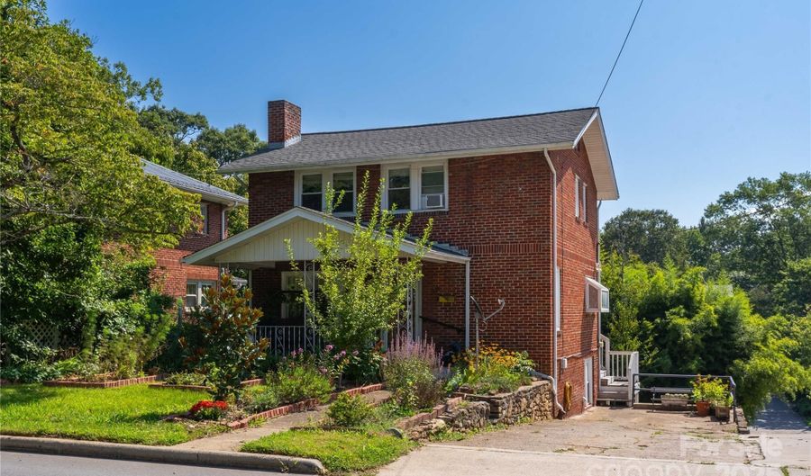 56 Brevard Rd, Asheville, NC 28806 - 3 Beds, 1 Bath