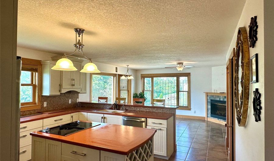 2374 US HWY 34, Afton, IA 50830 - 3 Beds, 3 Bath