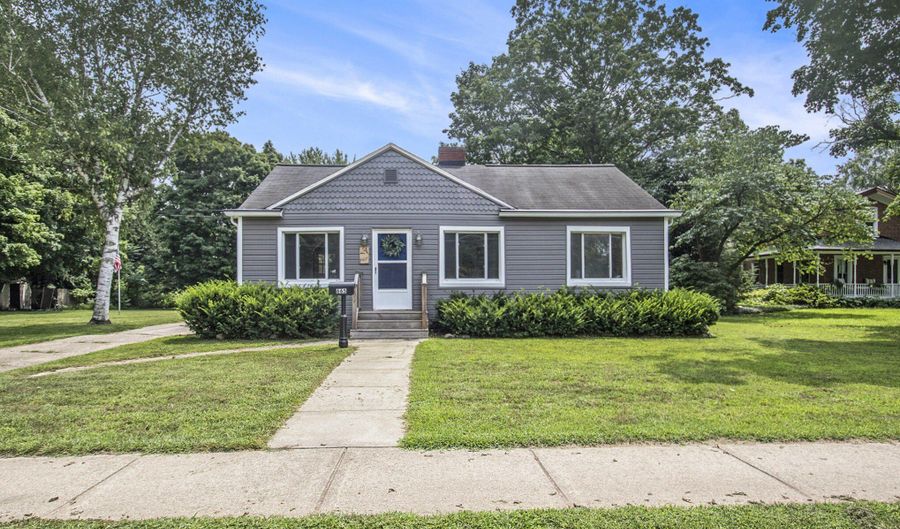 665 Ely St, Allegan, MI 49010 - 2 Beds, 1 Bath