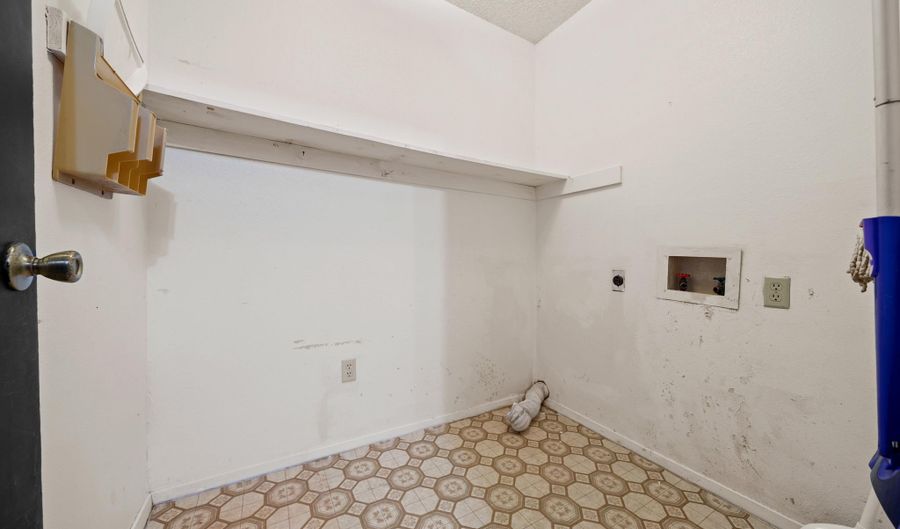 1613 O'Connell St, Arkadelphia, AR 71923 - 3 Beds, 1 Bath