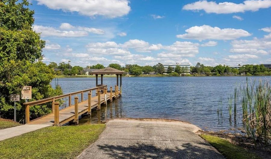 160 LAKE DESTINY Trl, Altamonte Springs, FL 32714 - 4 Beds, 3 Bath