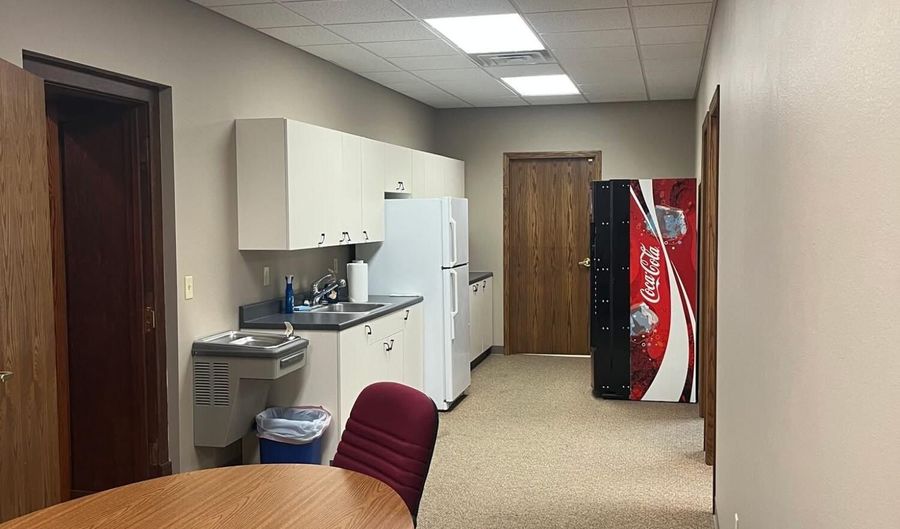 120 S Main St, Aberdeen, SD 57401 - 0 Beds, 0 Bath