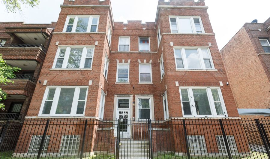 6807 S Cornell St 2N, Chicago, IL 60649 - 2 Beds, 2 Bath