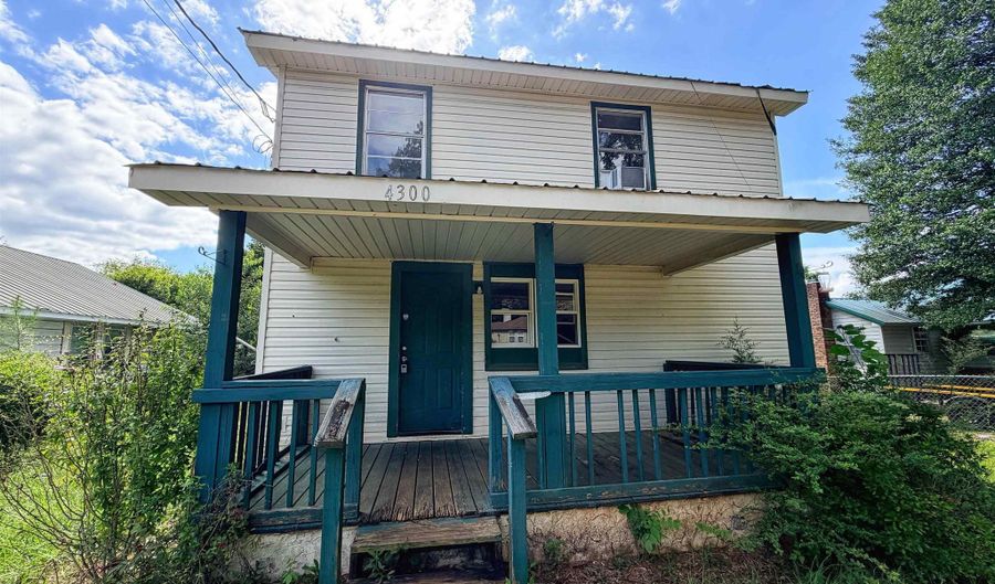 4300 WELLBORN Ave, Anniston, AL 36206 - 4 Beds, 2 Bath