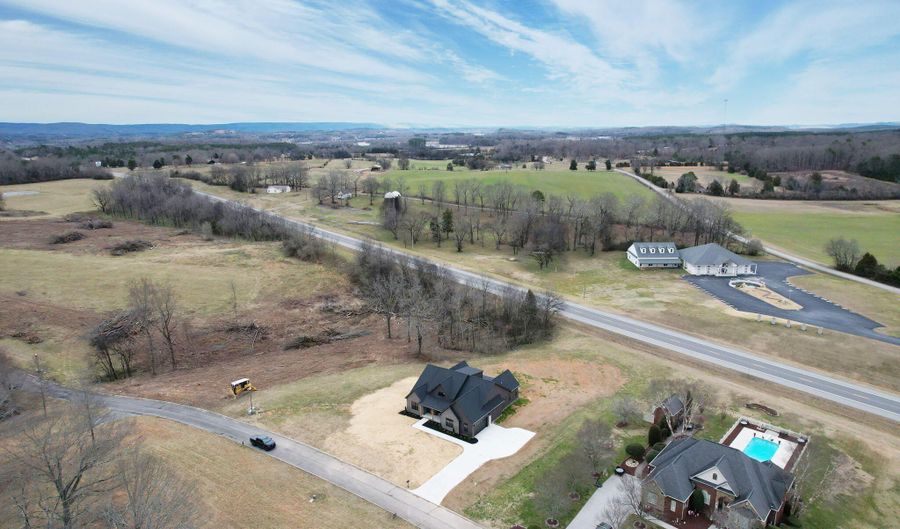 256 Watauga Ln, Birchwood, TN 37308 - 3 Beds, 4 Bath