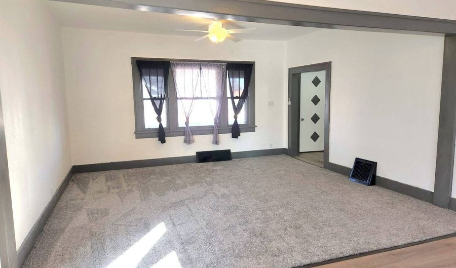 915 Toluca Ave, Alliance, NE 69301 - 4 Beds, 2 Bath