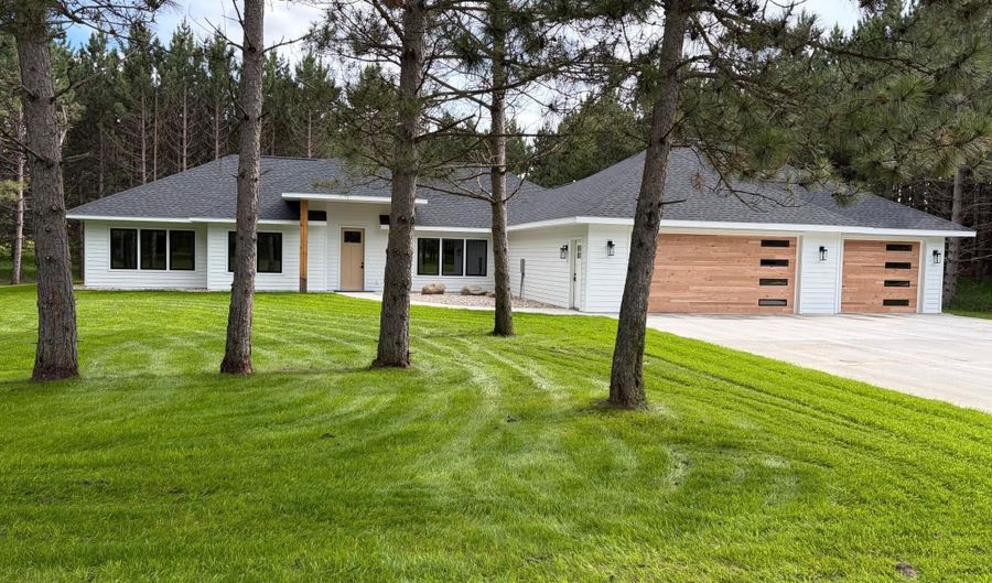2370 Emerald Way NE, Alexandria, MN 56308 - 4 Beds, 3 Bath