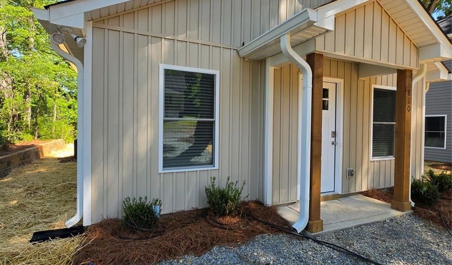 810 Long St, Albemarle, NC 28001 - 3 Beds, 2 Bath