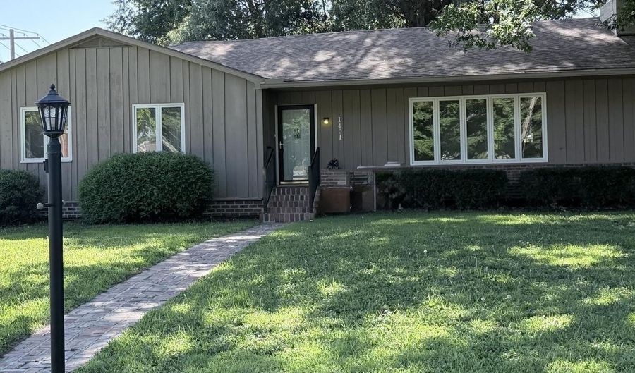 1401 N 2nd St, Atchison, KS 66002 - 5 Beds, 3 Bath